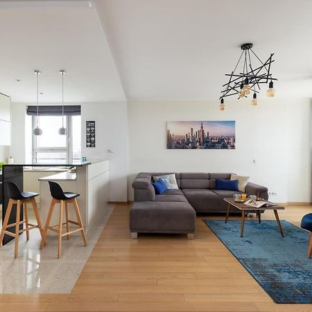 Apartment Slominskiego 5 II With Balcony By Noclegi Renters Warsawa Bagian luar foto