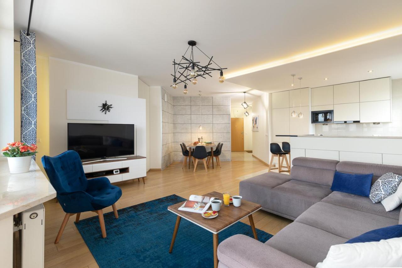 Apartment Slominskiego 5 II With Balcony By Noclegi Renters Warsawa Bagian luar foto