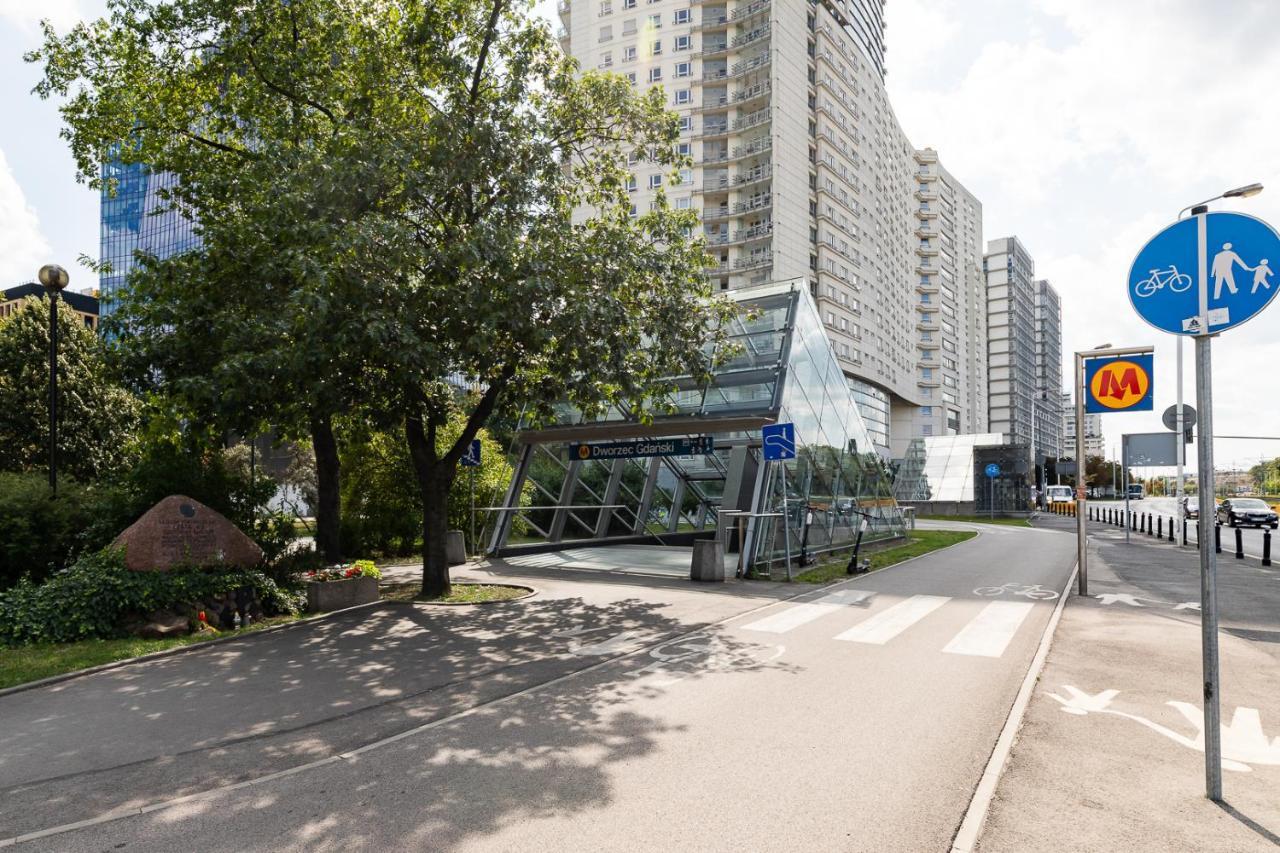 Apartment Slominskiego 5 II With Balcony By Noclegi Renters Warsawa Bagian luar foto